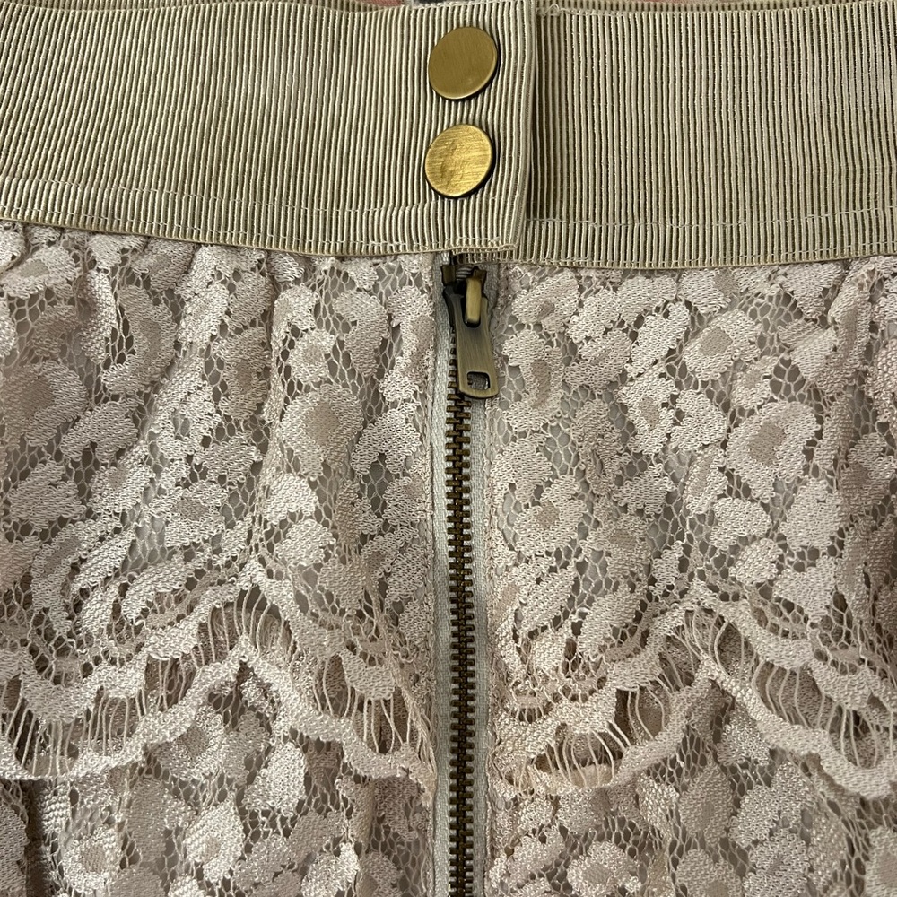 Ann Taylor Tiered Lace Skirt Size 6 Petite - Picture 8 of 16